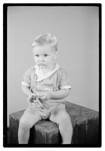 Donald Fletcher 18 mo. Son of Philis of the Park Dep.