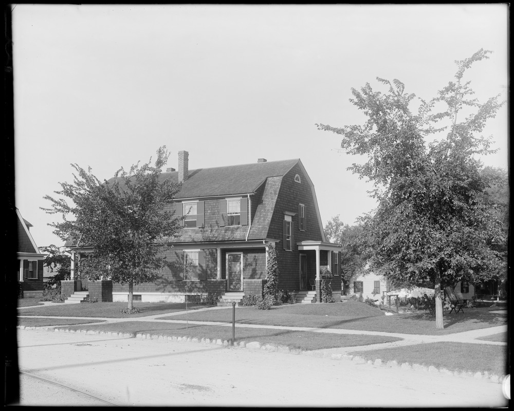 20 Talbot Avenue, 1904 prize contest, front, fall Digital Commonwealth