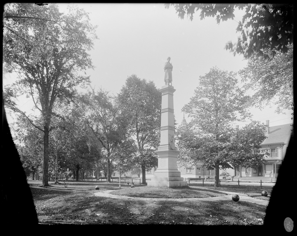 Soldiers Monument, Billerica, side view - Digital Commonwealth