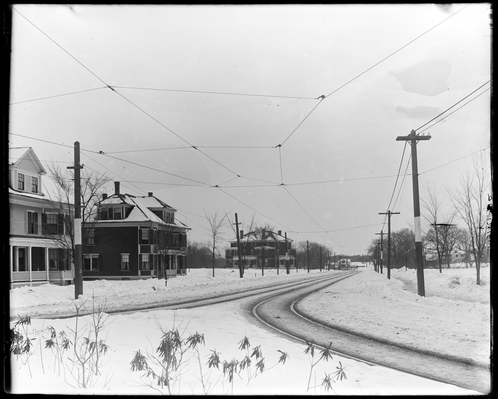 Talbot Avenue from so[uth] end of Park, looking down, snow scene