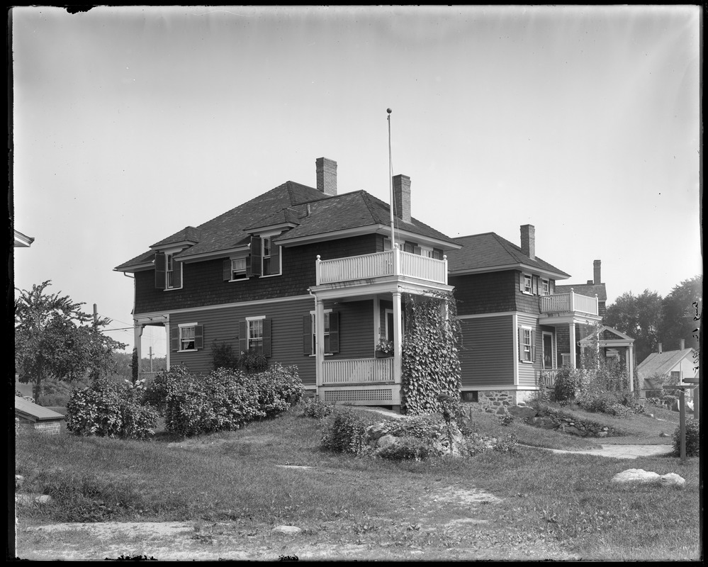 #32 Talbot Avenue, rear