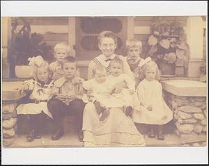 Augusta Allis with her grandchildren