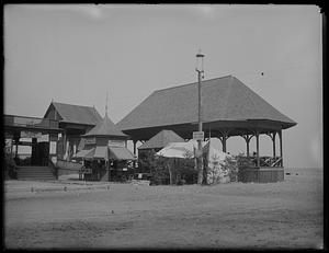 Vendors on the beach