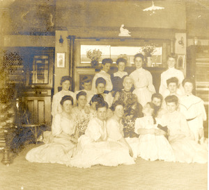 Class of 1904 with Emily Means
