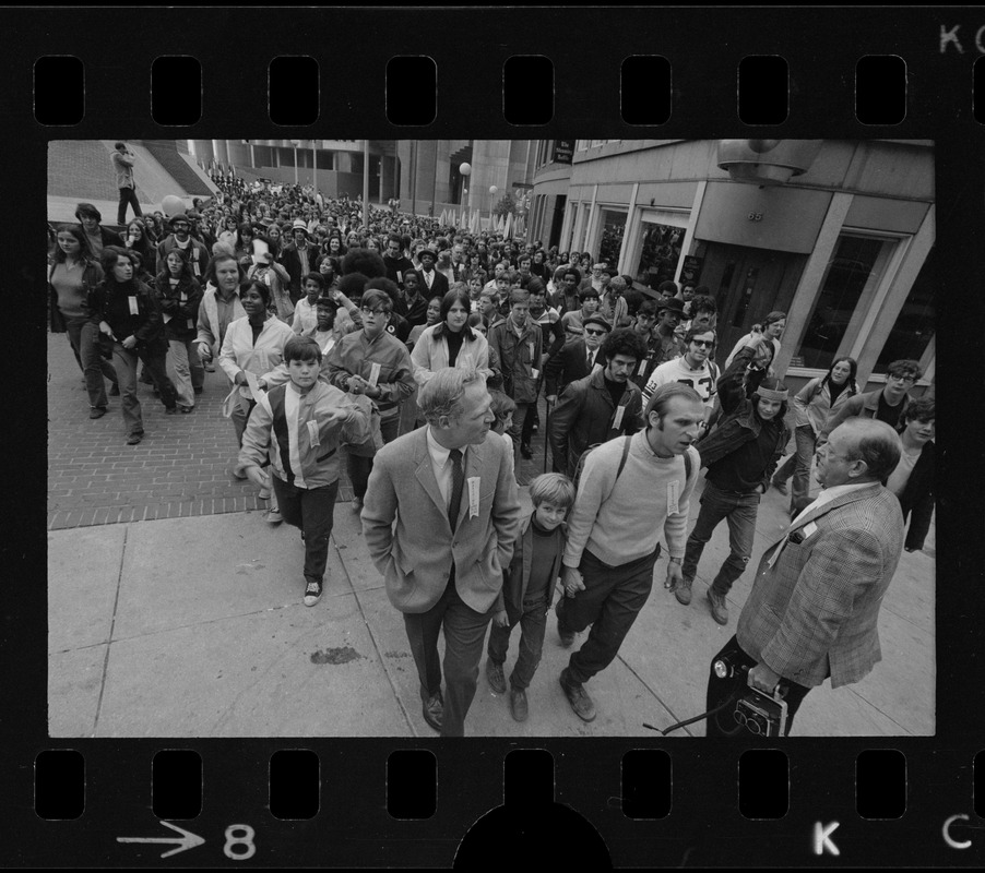 Mayor Kevin White leads youngsters out of City Hall Plaza as they begin 18-mile march against drugs