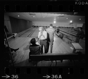 Mayor Kevin White talking with Boston Police bowling team member at Lucky Strike Alley