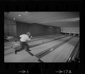 Mayor Kevin White bowling with Boston Police bowling team at Lucky Strike Alley