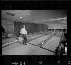 Mayor Kevin White bowling with Boston Police bowling team at Lucky Strike Alley