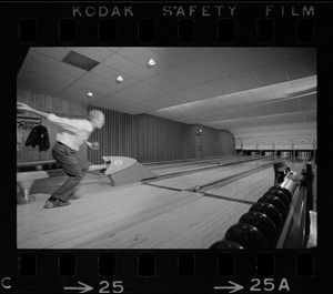 Mayor Kevin White bowling with Boston Police bowling team at Lucky Strike Alley