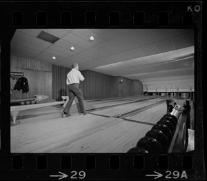 Mayor Kevin White bowling with Boston Police bowling team at Lucky Strike Alley