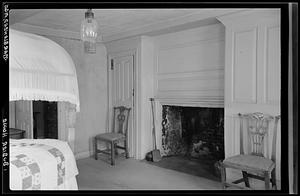 Marblehead, Old Bubier House Interior