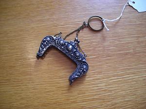 Ornate purse frame