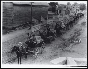 1903 Arlington cooperative assn on way to semi-centennial parade