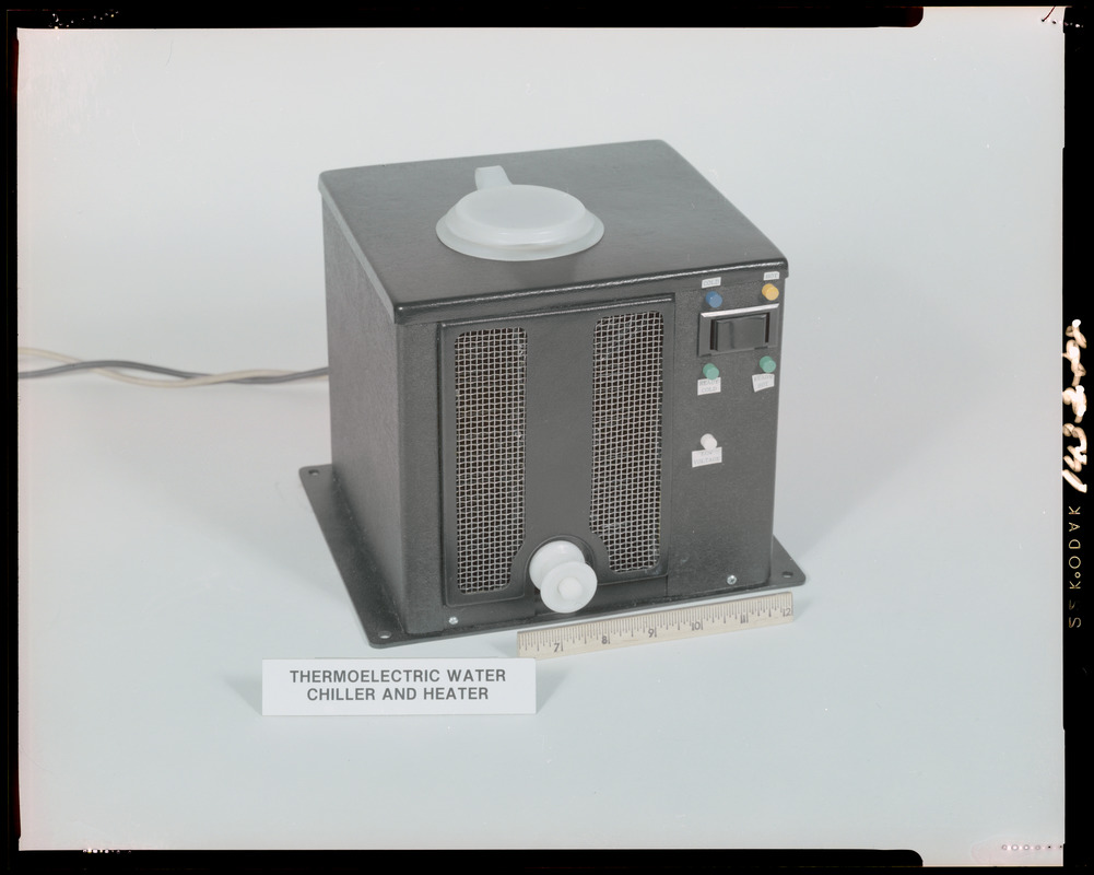 Thermoelectric water chiller and heater Digital Commonwealth