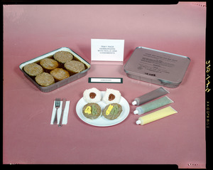 Tray pack, hamburgers with rolls and condiments