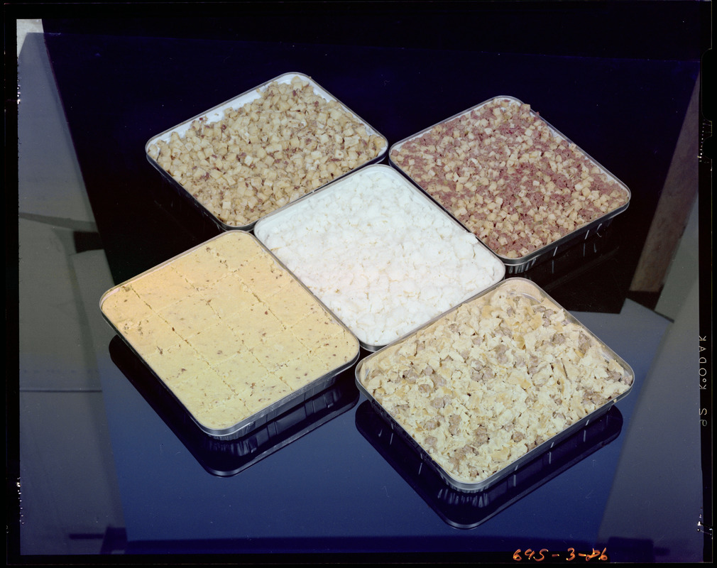 Food lab, new tray pack items, pototoes, bakon, corn beef hash grits, grit bakon, cheese, bread