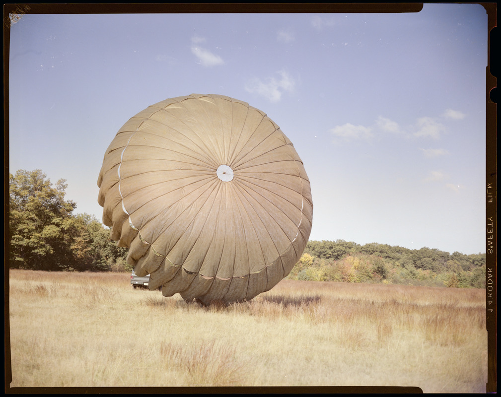 AMEL - ADEL 34' diameter Certex parachute