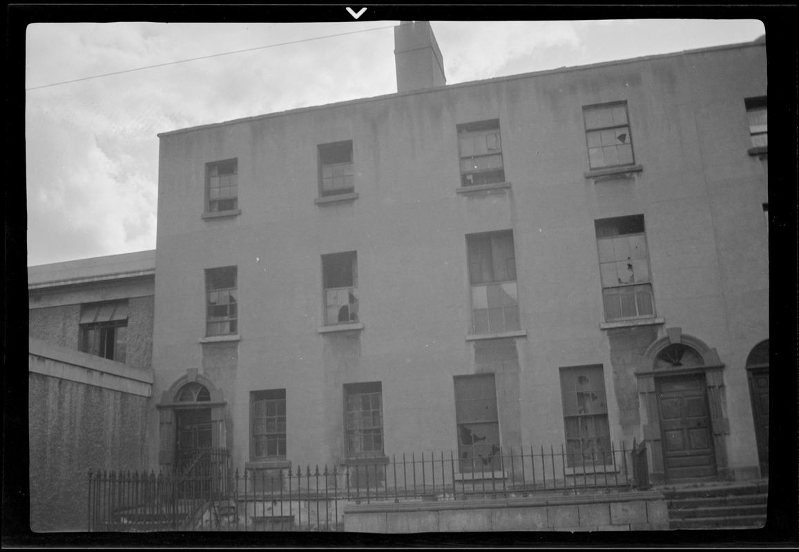 An old 18thcentury house abandoned as unfit for habitation to make
