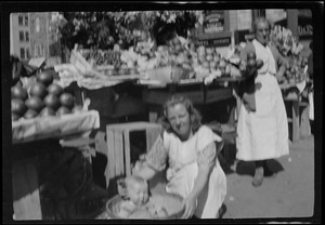 Flower sellers at Nelson's Pillar, Dublin