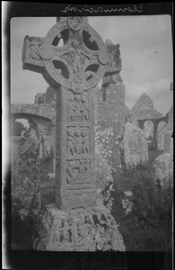 Ireland, Celtic cross, Clonmacnoise, in the graveyard