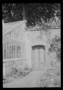 Dun Emer, gate leading into the garden