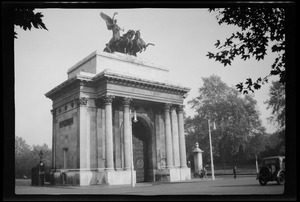 London, triumphal arch at Hyde Park Corner