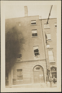 Dublin, Ireland, after the bombardment and fire, house in O'Connell St.