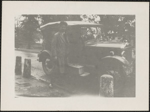 Mr. Fitzpatrick and his motor car, Westport, Co. [sic]