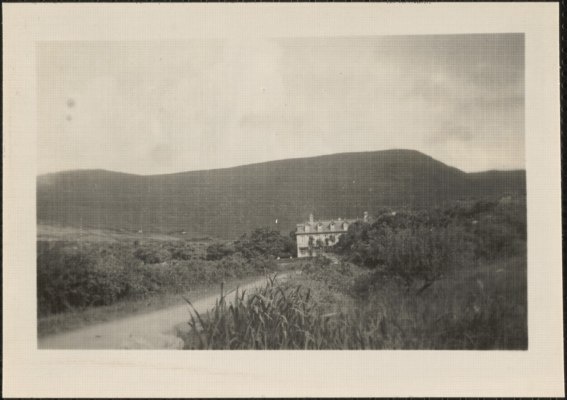 The Staigue Fort hotel, Castlecove, Co. Kerry