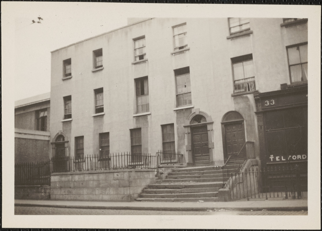 Old 18th century house on Charlemont St., Dublin, abandoned as unfit for habitation