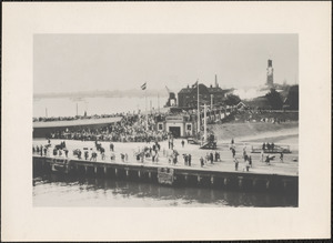 Cuxhaven on the Elbe, Germany, visitors waving good by to departing passengers on the S. S. Albert Ballin