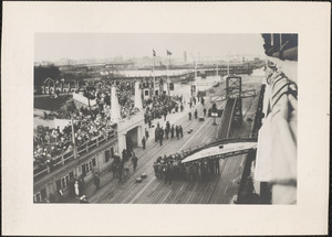 Cuxhaven on the Elbe, Germany, removing the gangway prior to sailing of S. S. Albert Ballin, August 16