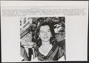 Nina Dyer