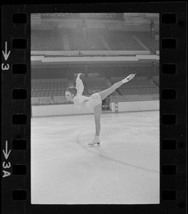 Peggy Fleming practice session at Garden