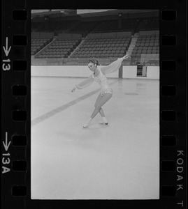 Peggy Fleming practice session at Garden