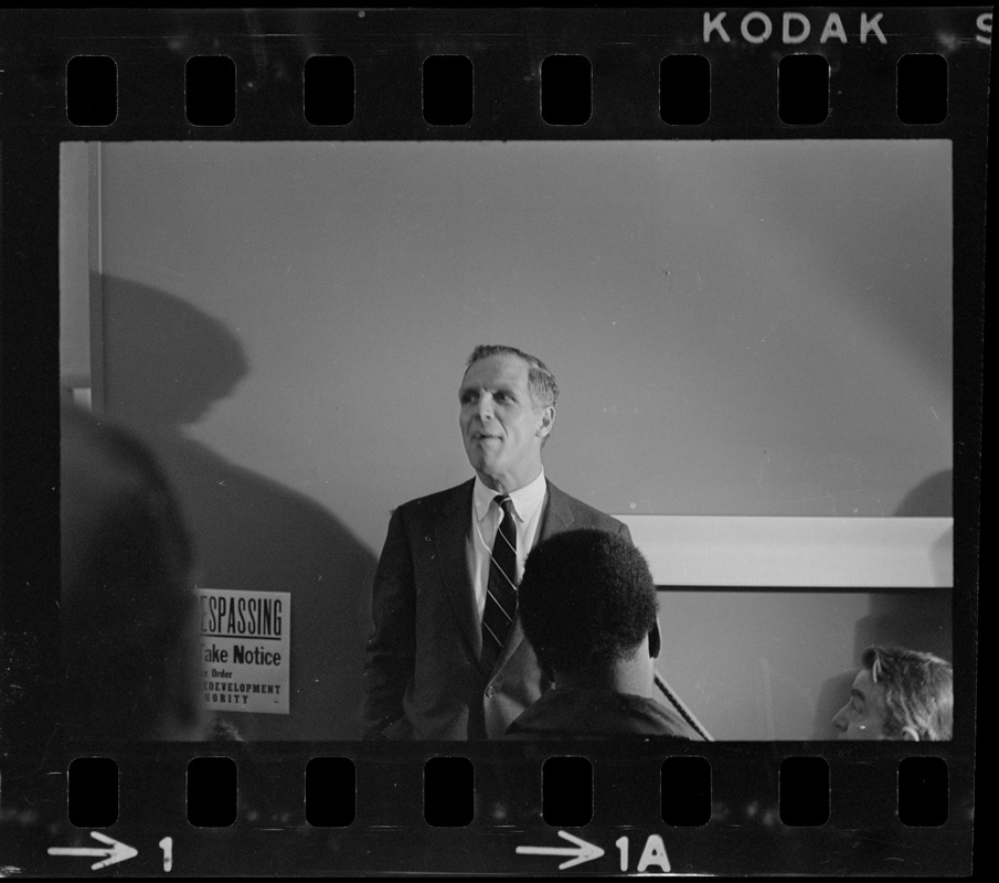 Mayor Kevin White at Boston Redevelopment Authority sit-in