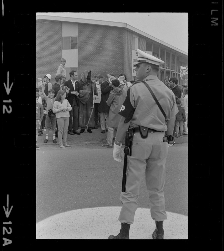 Protest outside of U.S. Army Natick Laboratories during visit by Gen. William Westmoreland