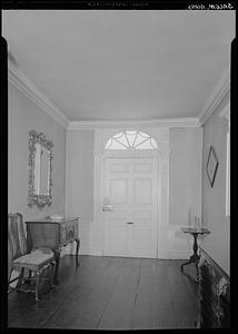 Peirce-Nichols House, Salem: interior, downstairs hallway