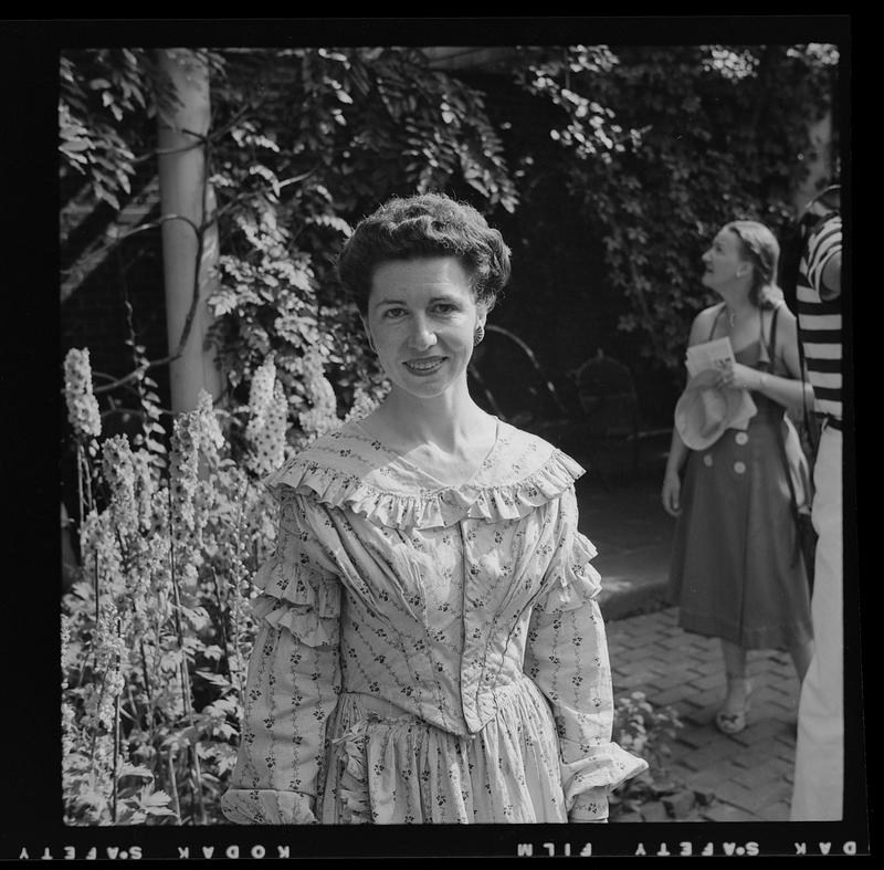 Woman, Chestnut Street Day