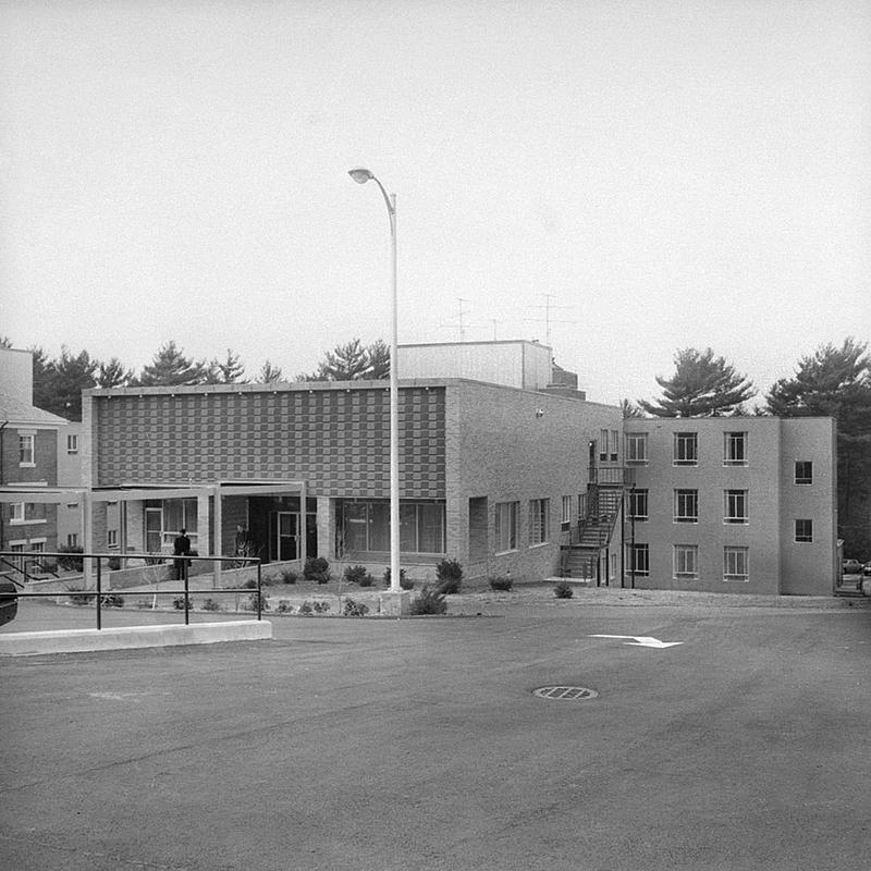 Union Hospital dedication, 4499 Acushnet Avenue, New Bed