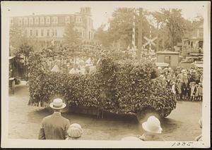 Parade in Railroad Square