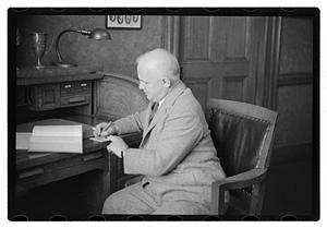 Mayor Casassa Revere