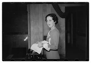 Miss Mabel Goguem typewriter demonstration