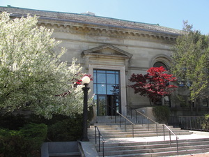 Robbins Library