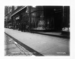 Sidewalk, 488-490 Washington St., east side, Boston, Mass., November 27, 1904