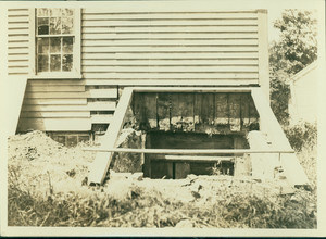 Exterior view of the Eleazer Arnold House, Lincoln, R.I.