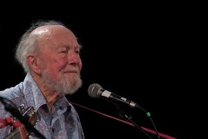 Pete Seeger: performing on stage at the Earth Day concert