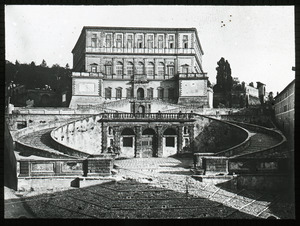 Villa Farnese: main view of villa