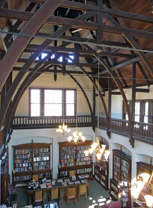 Hinsdale Public Library: interior beams