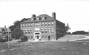 Clarke School, 1915